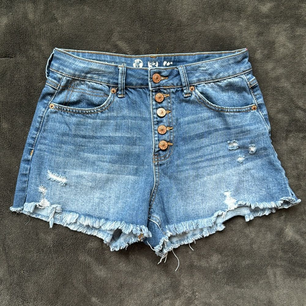 By Rewash Womens 5/27 High Rise Distressed Blue Jean Shorts Peace Love Eco